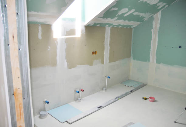 Best Water-Damaged Drywall Repair  in Claremore, OK